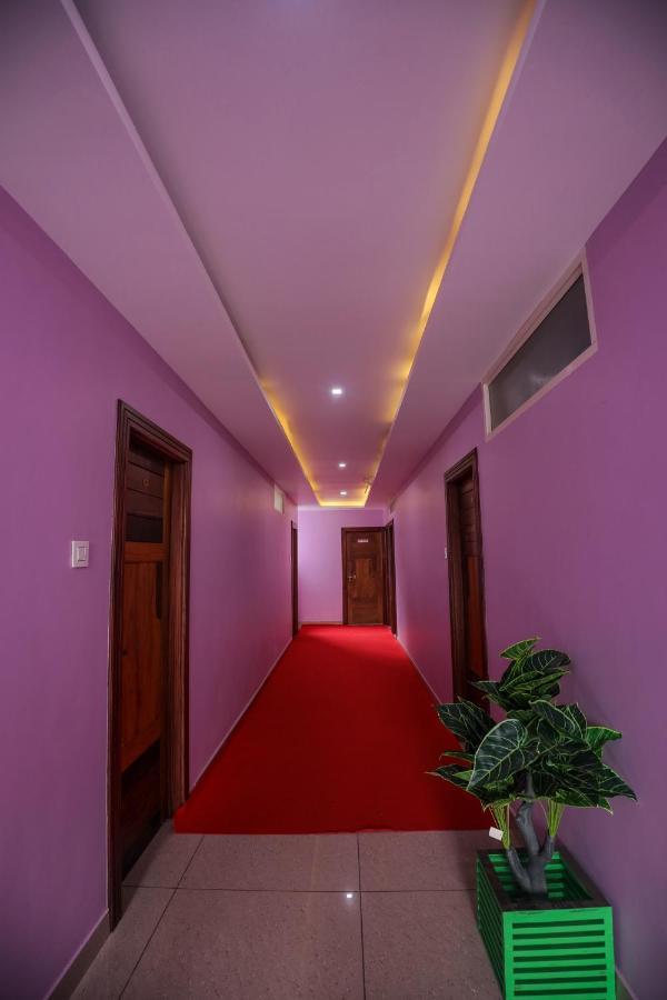 ビサーリー Zanbaq Residencyアパートホテル エクステリア 写真